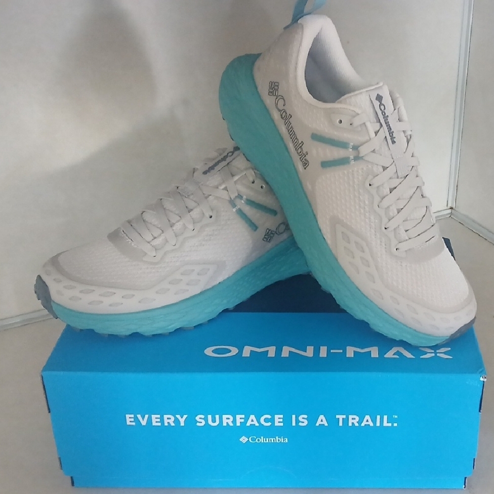 Columbia Women's Athletic Shoes - White and Teal